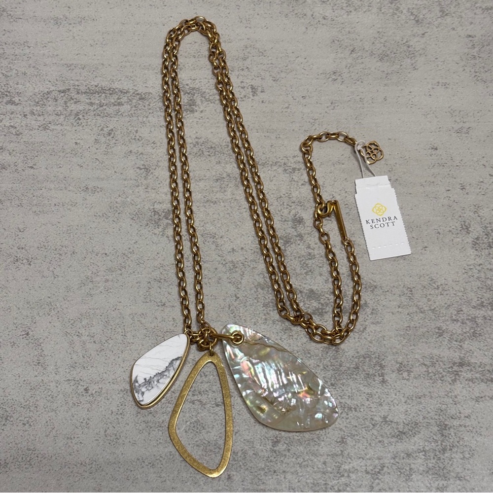 Kendra Scott McKenna Vintage Gold Charm Necklace in White Mix